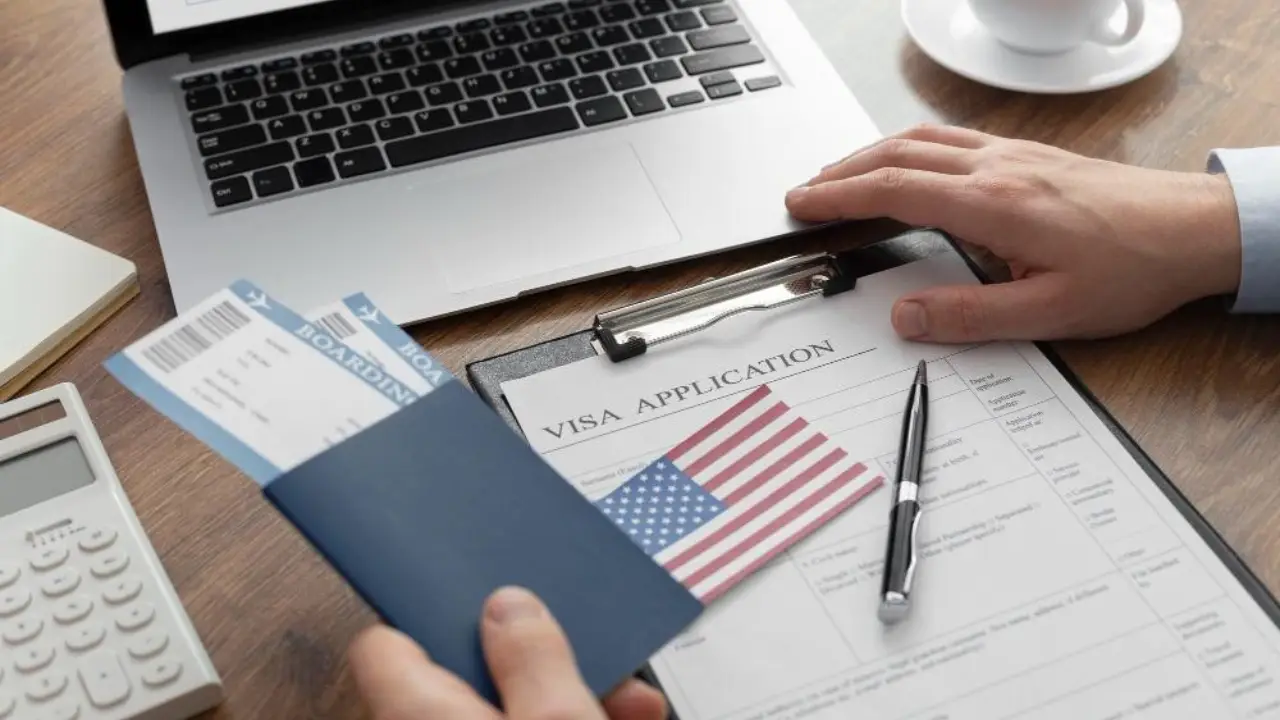 Cara Kerja Legal di Amerika Menggunakan F1 Visa: Panduan Kuliah plus Kerja  ...
