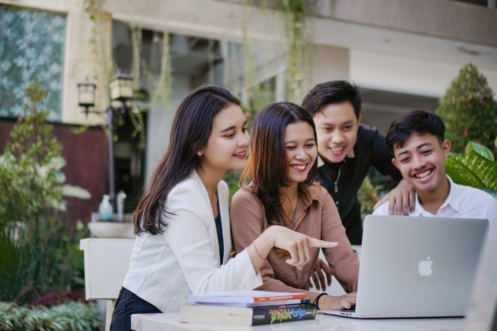 Mahasiswa Star4Hire kuliah sambil kerja di luar negeri